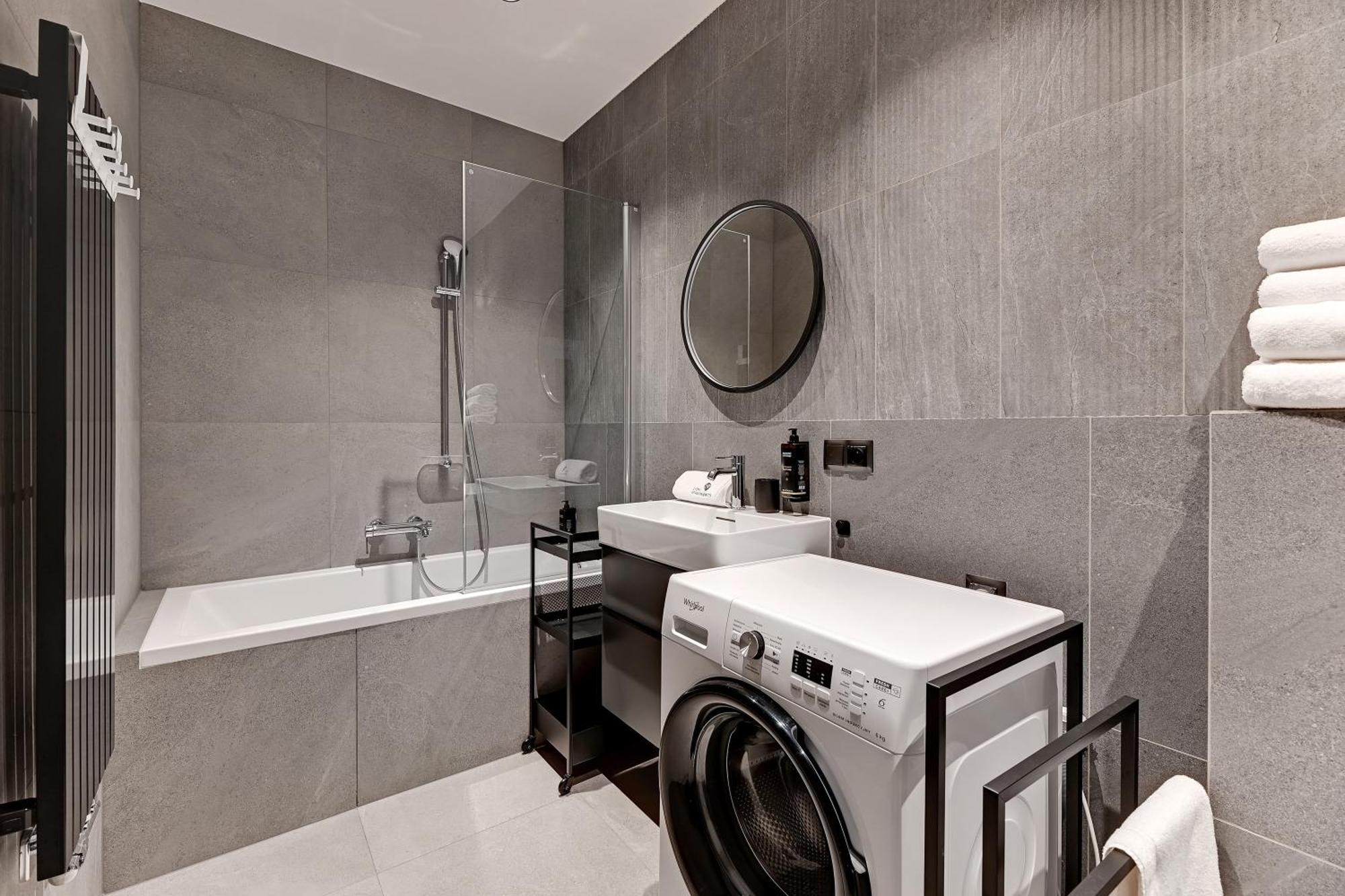 Scala City Center Magic Apartments With Parking By Lion Apartments Гданськ Екстер'єр фото